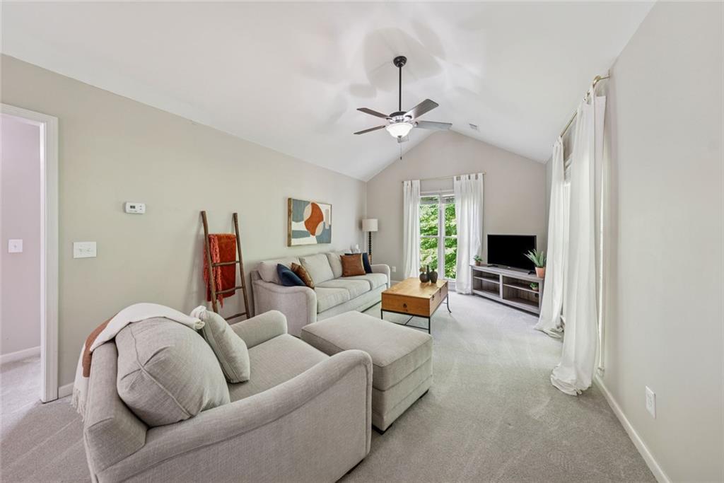 HICKORY HILL ESTATES - Residential