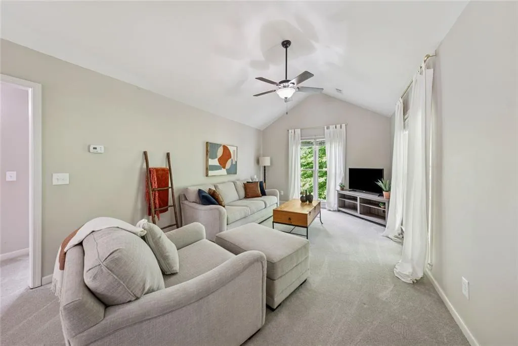 Alpharetta, Georgia 30004, United States, 6 Bedrooms Bedrooms, ,6 BathroomsBathrooms,Residential,Active,133299