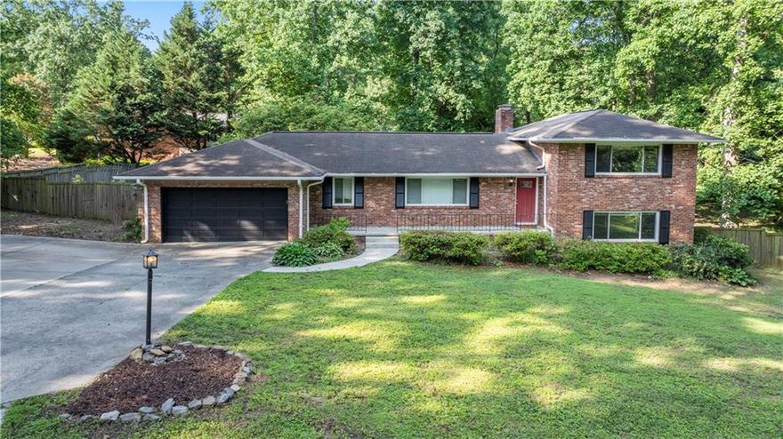 This home on a huge corner lot has everything you’re looking for. Large open kitchen, dining room, and living room on the main floor. With steps down to oversize sunroom. Beautiful new windows, two car garage, two separate living areas with two bedrooms and full bath each. Plus large basement perfect for storage, workout room, office space, and/or workshop. Too many rooms to count. Hurry to make your appointment for this tremendous value in the Wheeler High School District.