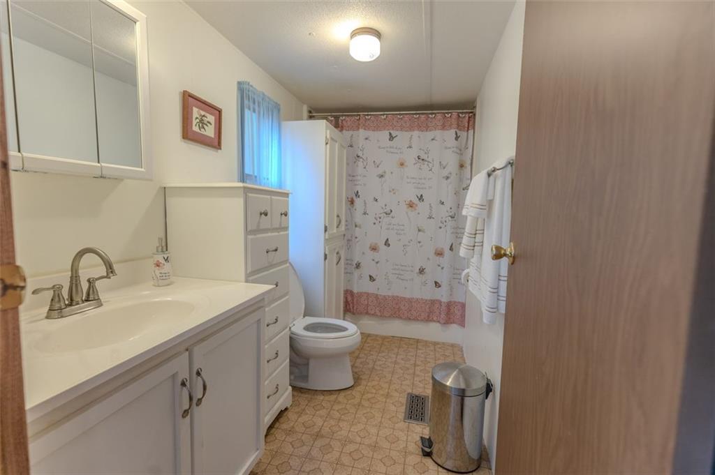 412 Glassy Orchard Road, Tiger, Georgia image 9