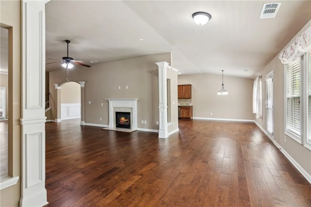 Cumming, Georgia 30028, United States, 4 Bedrooms Bedrooms, ,2 BathroomsBathrooms,Residential,Active,108359