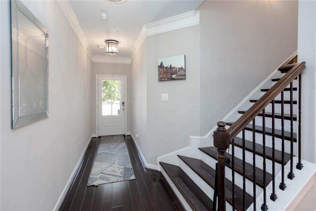 1028 Broadview Drive