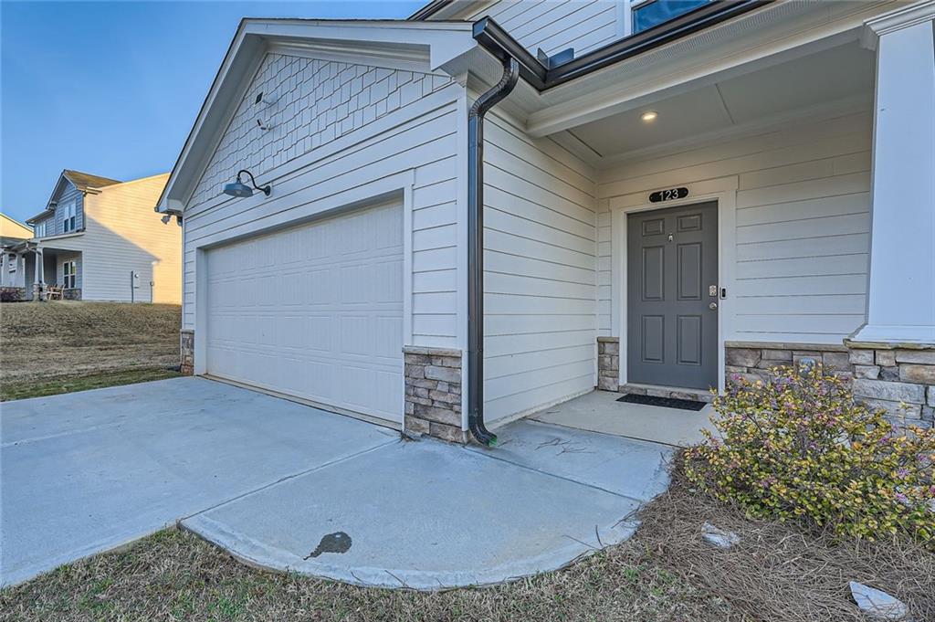 123 Ledgemont Way, Acworth, Georgia image 4