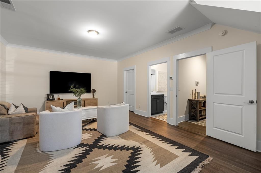 4336 Walsh Drive, Dunwoody, Georgia image 31