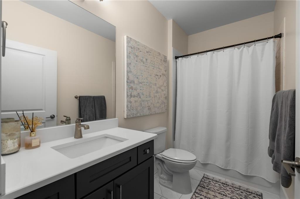 4336 Walsh Drive, Dunwoody, Georgia image 32