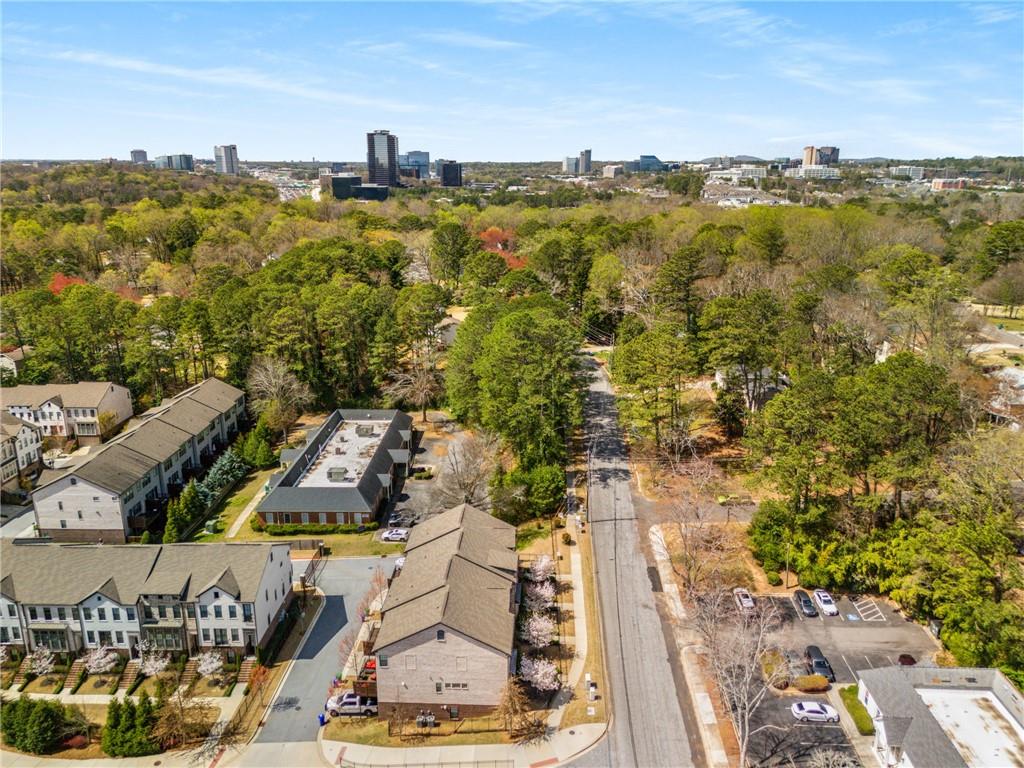 4336 Walsh Drive, Dunwoody, Georgia image 38