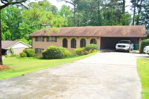 A home in Lilburn