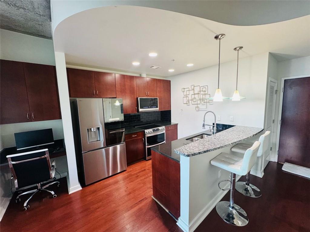 400 W PEACHTREE Street NW 3412