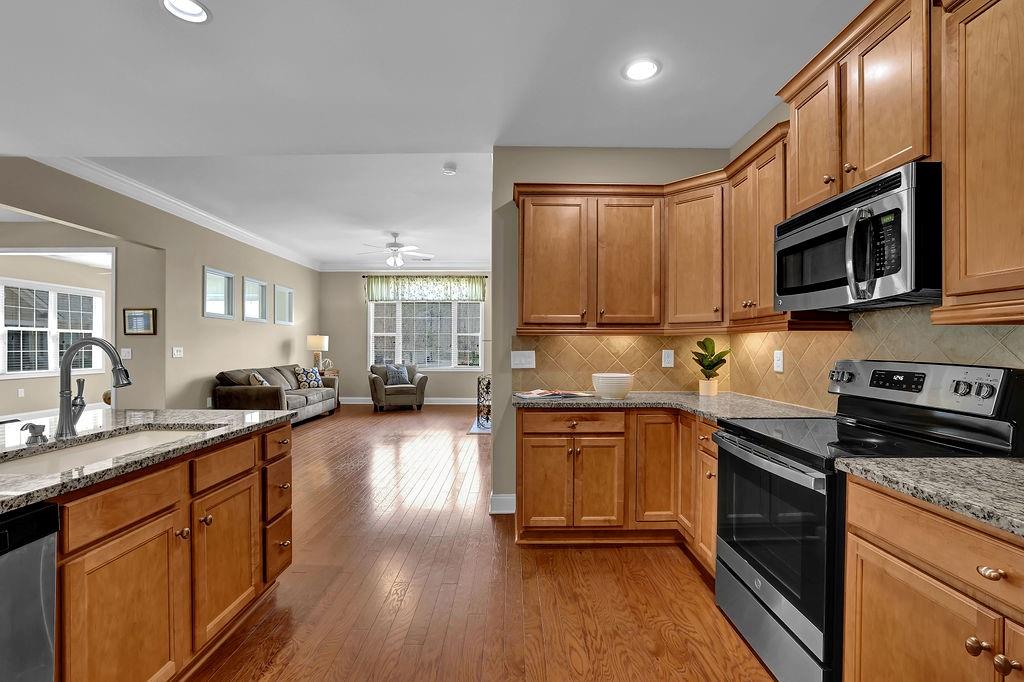 241 Orchards Circle, Woodstock, Georgia image 16