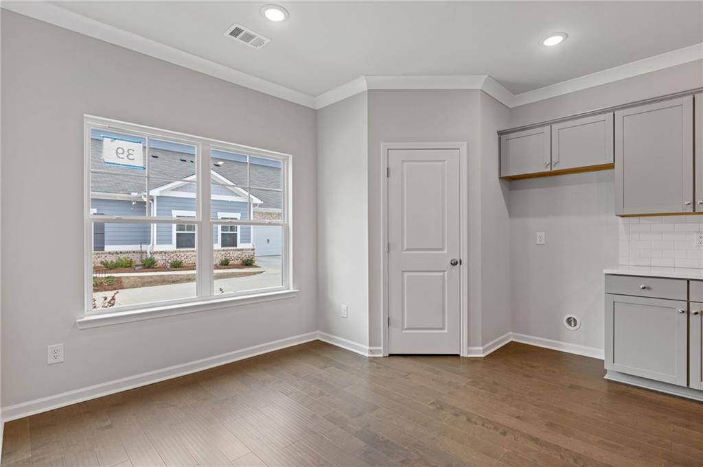 3908 SHELLEYDALE Drive 39