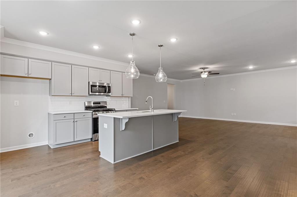 3908 SHELLEYDALE Drive 39