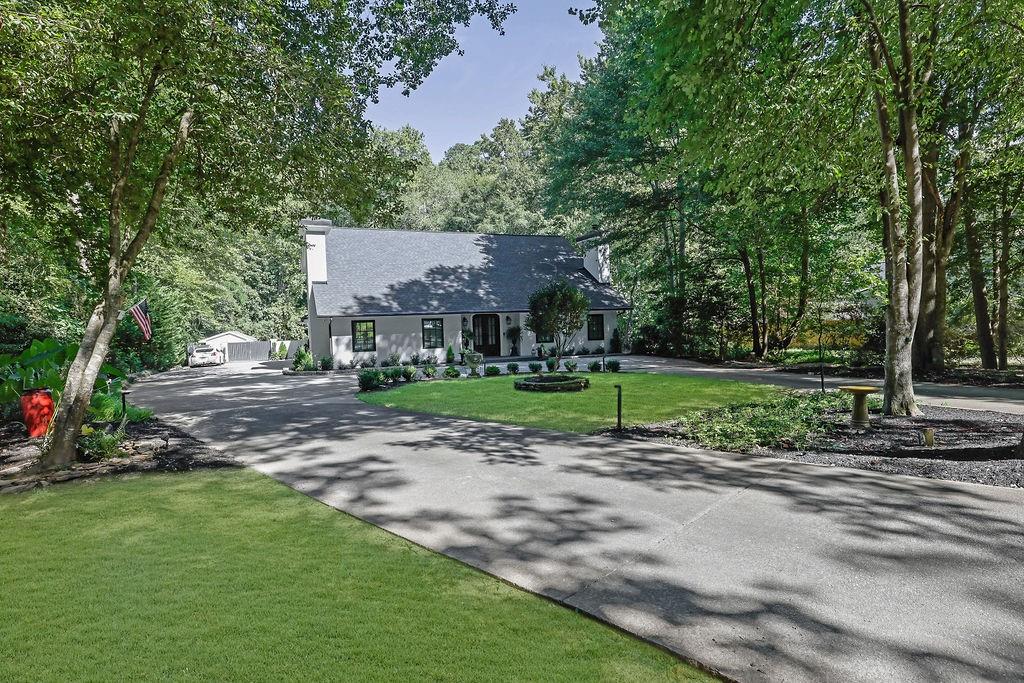 2180 Spalding Drive