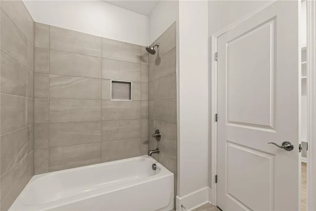 Snellville, Georgia 30078, United States, 2 Bedrooms Bedrooms, ,2 BathroomsBathrooms,Residential,Active,134789