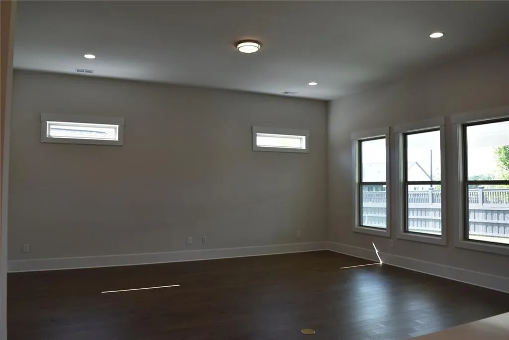 Snellville, Georgia 30078, United States, 2 Bedrooms Bedrooms, ,2 BathroomsBathrooms,Residential,Active,134789