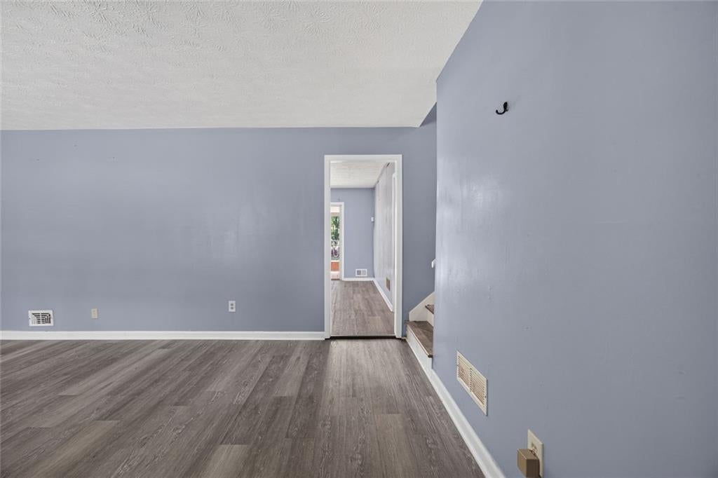 6997 Vesta Brook Drive