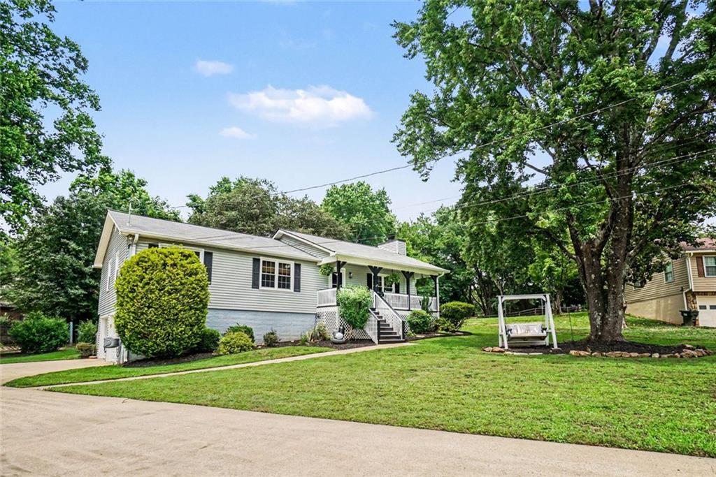 404 Hill Crest Court