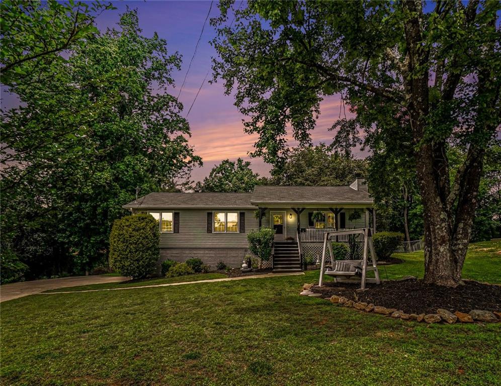404 Hill Crest Court