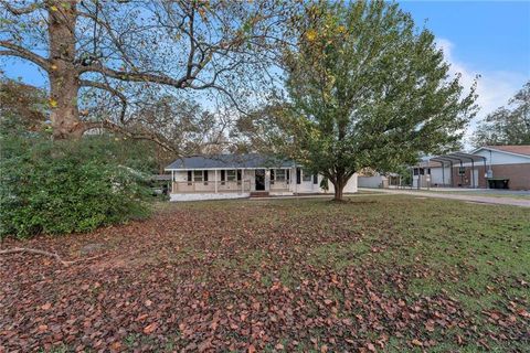 A home in Thomaston