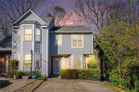 Townhouse For Rent - 5200 Laurel Bridge Drive<br/> Smyrna, GA 30082