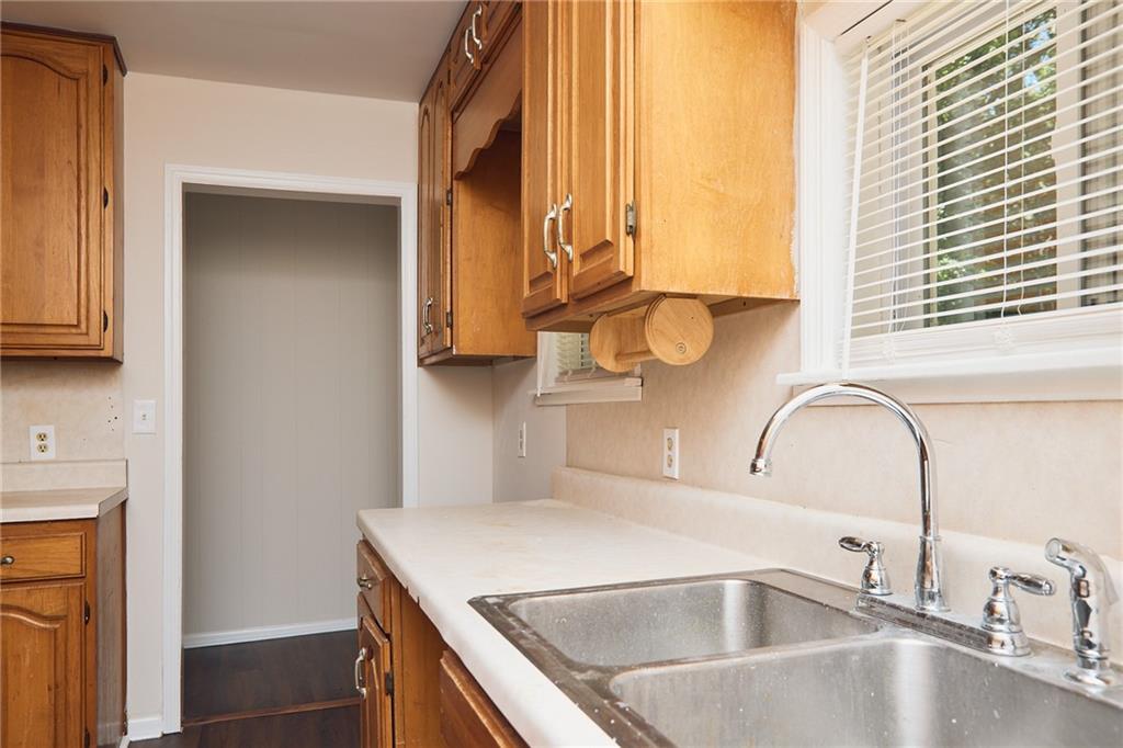 Candler-McAfee - Residential Lease