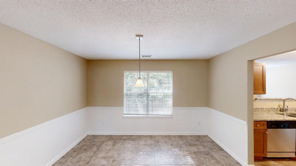 5246 Salem Springs Place, Lithonia, Georgia image 7