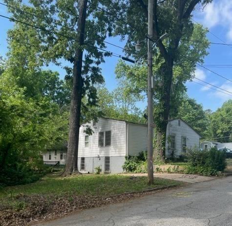 1762 Hadlock Street Southwest