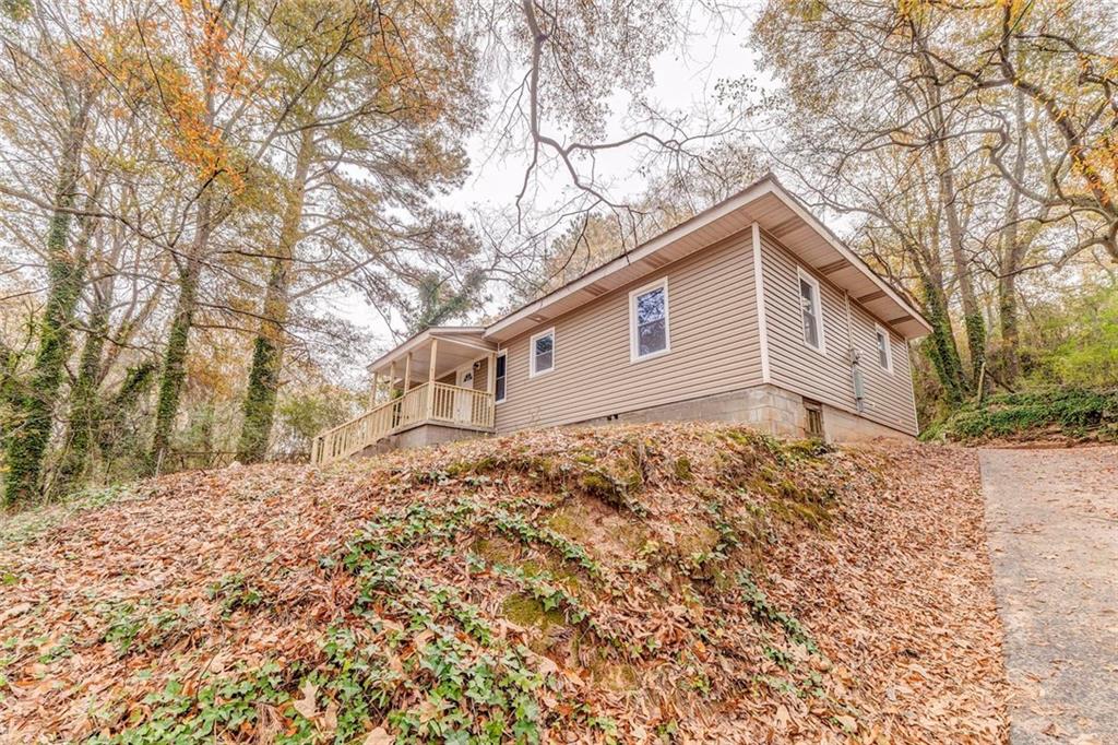 43 King Bee Circle NE