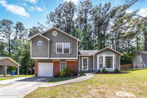 Homes For Sale - 220 Gemstone Place<br/> Atlanta, GA 30349