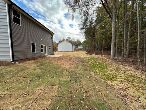 A home in Powder Springs