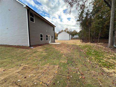 A home in Powder Springs