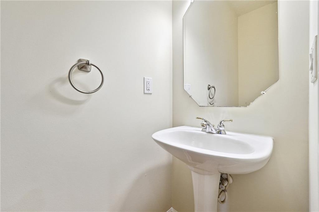 Abbotts Bridge Place - Residential