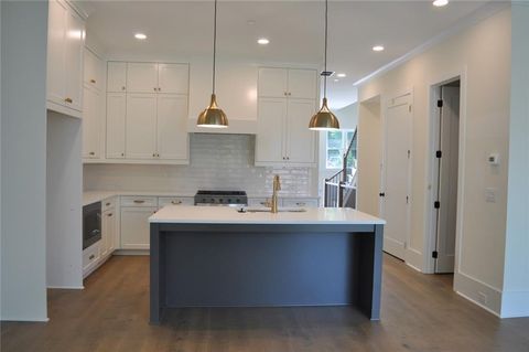 Townhouse For Sale - 253 White Street<br/> Marietta, GA 30060