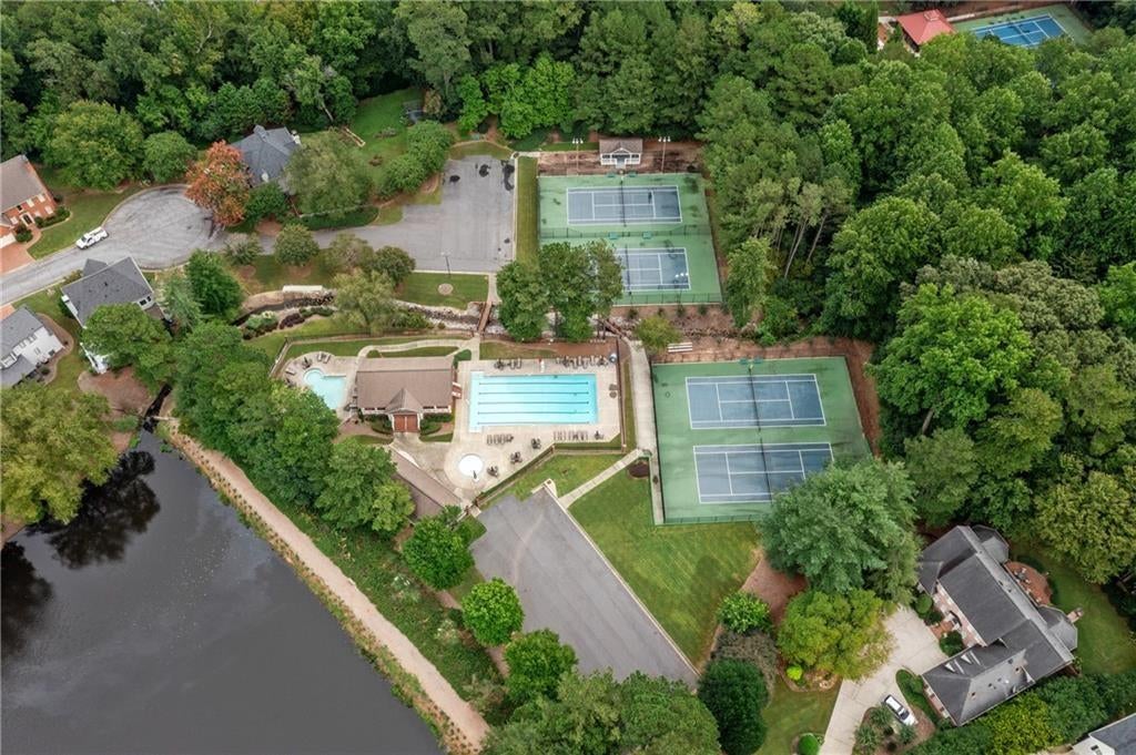 2366 Leisure Court
