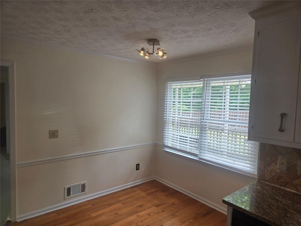 639 Royal Abbey Drive, Stone Mountain, Georgia image 7