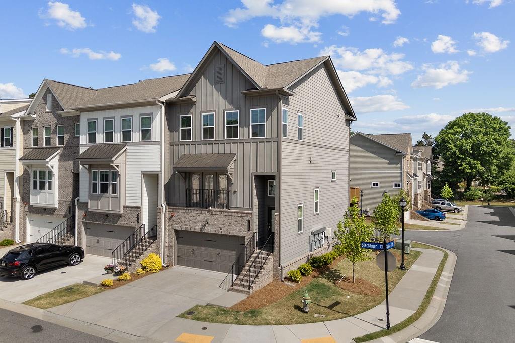 2620 Blackburn Court