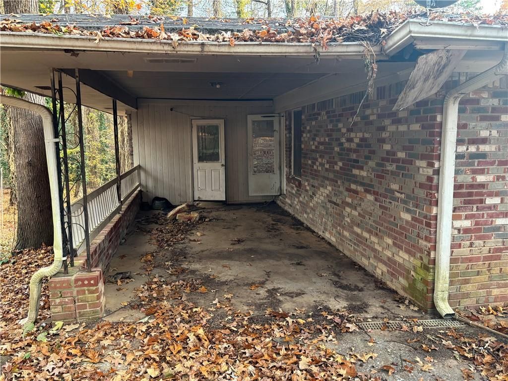 Photo of 2166 Alan Drive SW, Atlanta, GA 30331 (MLS # 7685585)