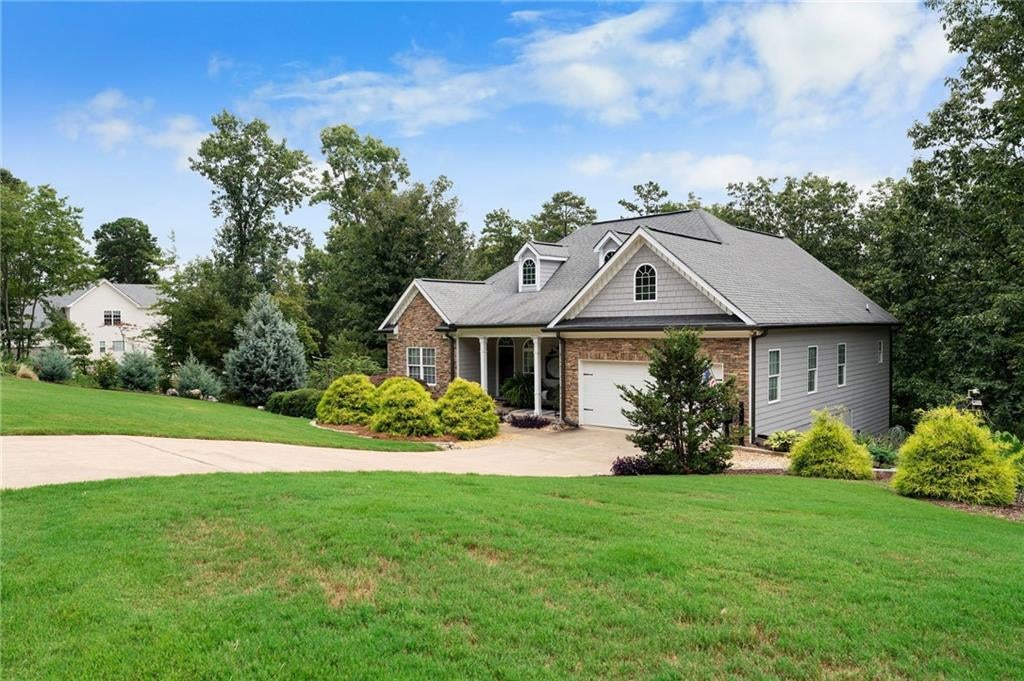 23 Hunters Ridge Drive