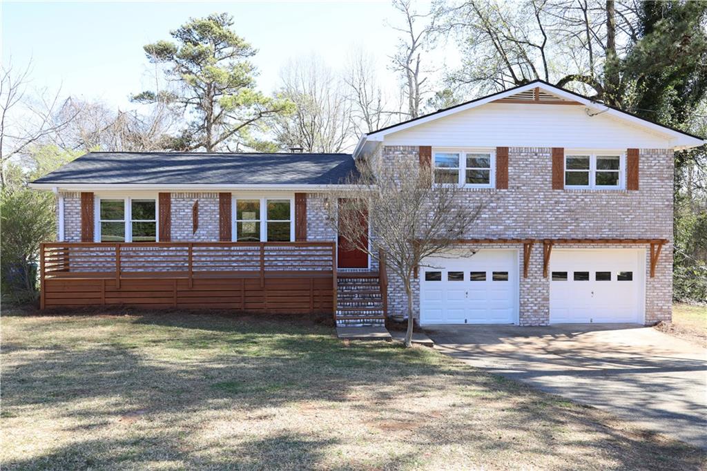 2110 E Cherokee Drive, Woodstock, Georgia image 1