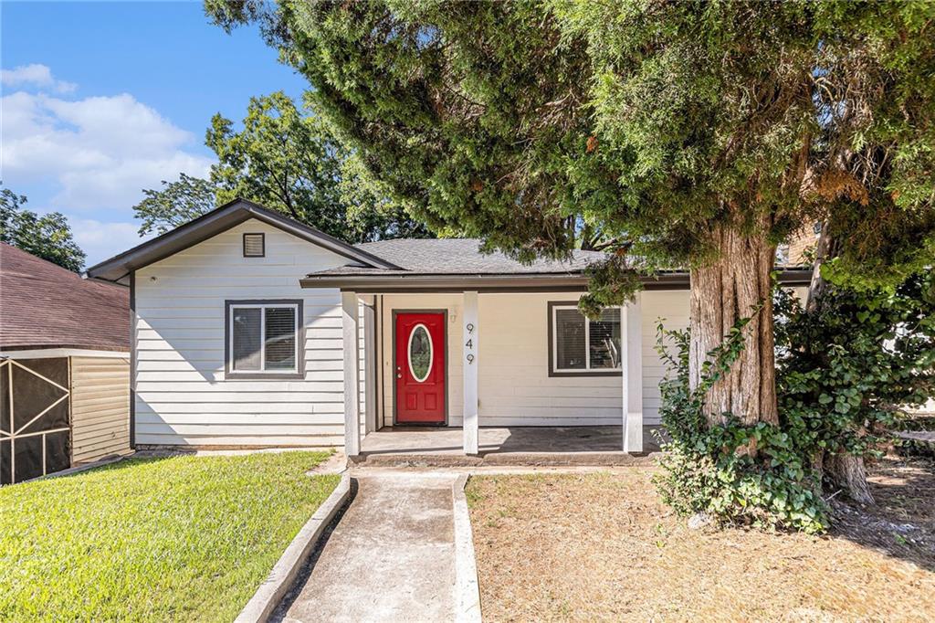 949 Ashby Grove SW