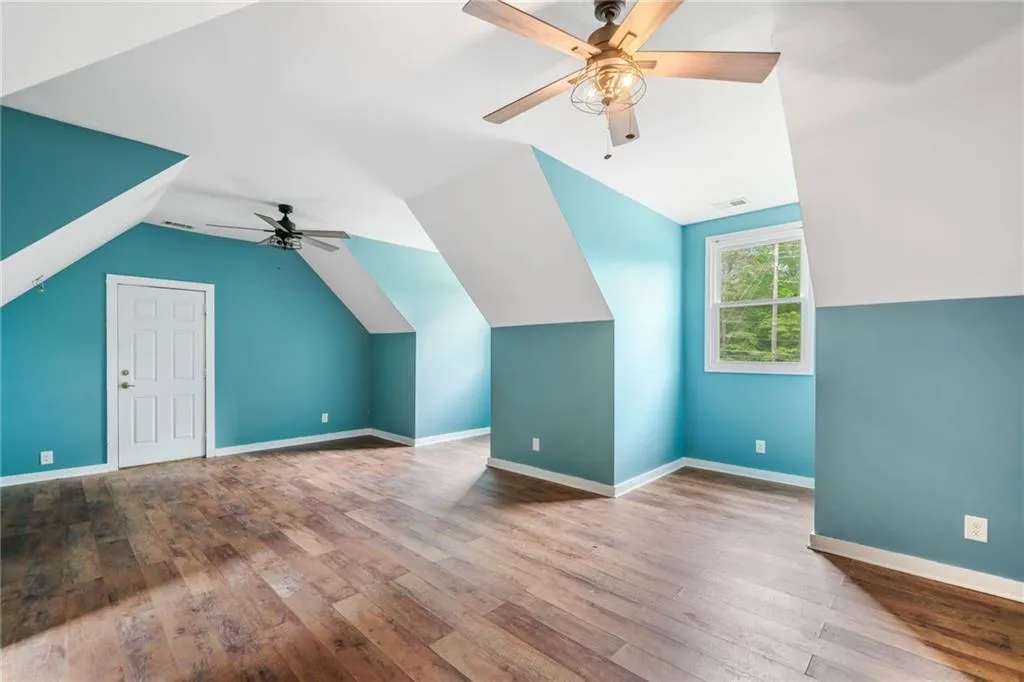 Roswell, Georgia 30075, United States, 4 Bedrooms Bedrooms, ,4 BathroomsBathrooms,Residential,Pending,113741