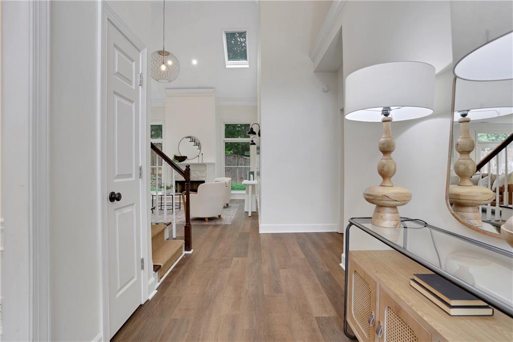 2255 Lenox Ridge Court NE