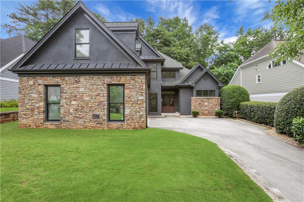 2255 Lenox Ridge Court NE