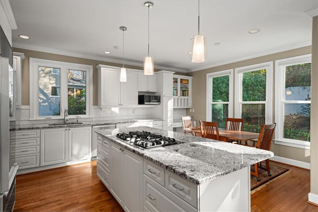 710 Greystone Park, Atlanta, Georgia image 12