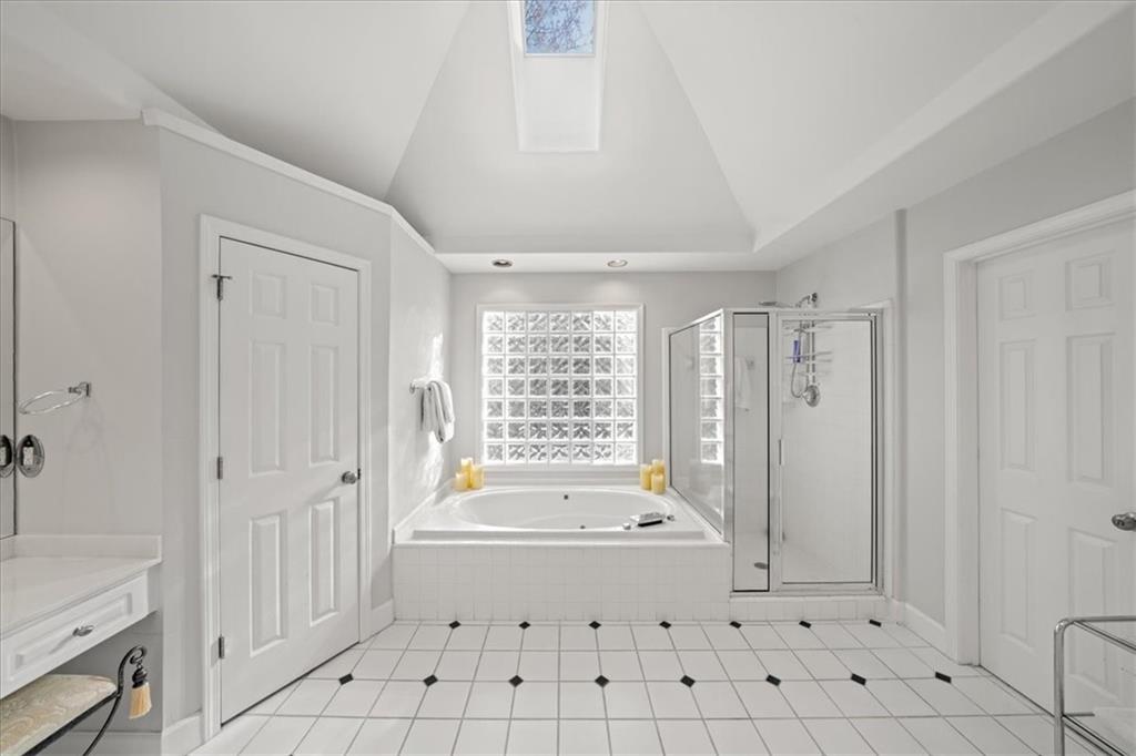 710 Greystone Park, Atlanta, Georgia image 24