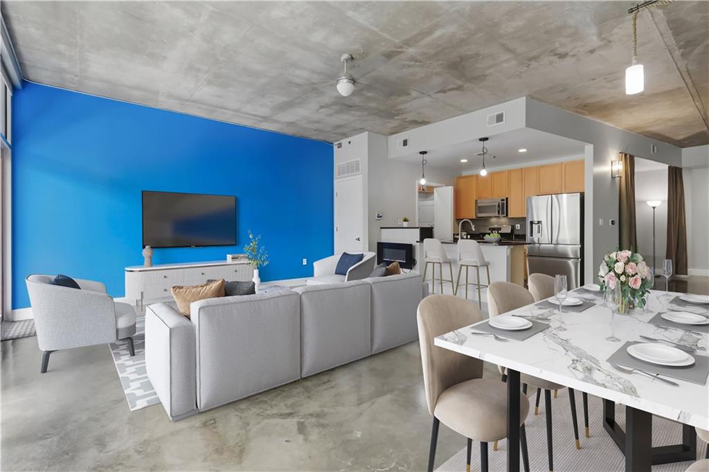 845 Spring Street NW 322