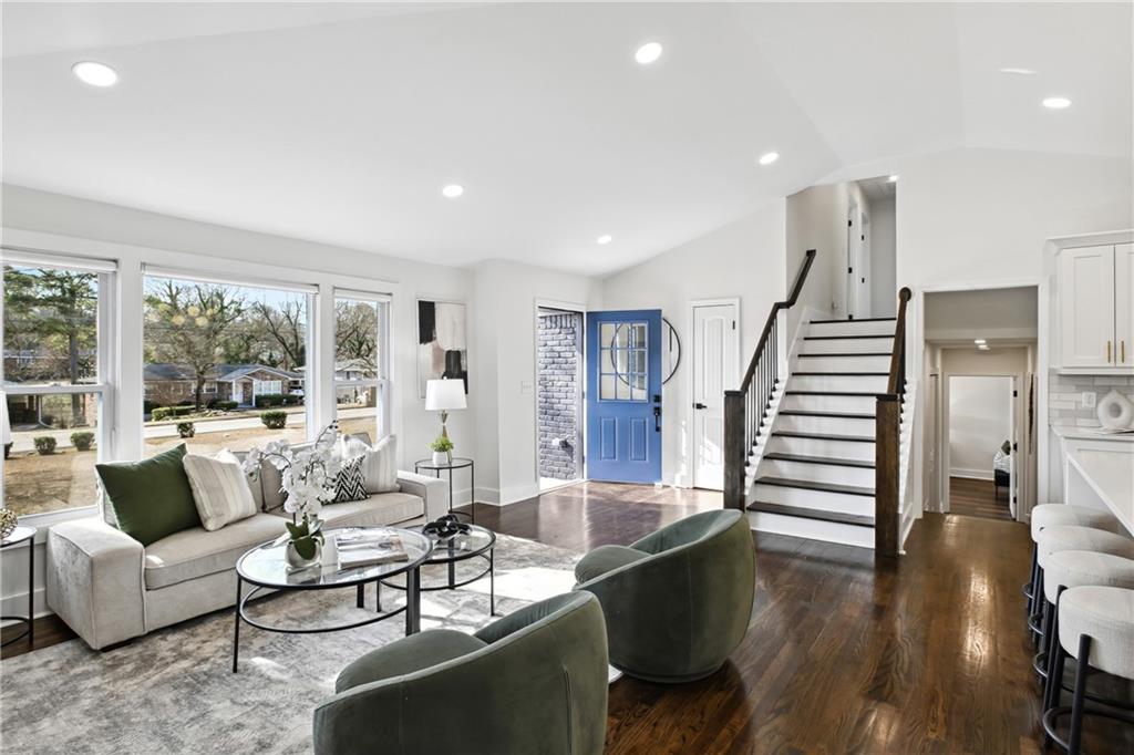2316 Miriam Lane
