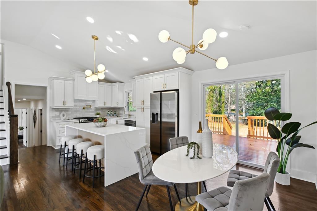 2316 Miriam Lane