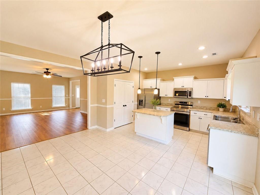873 Westlawn Drive