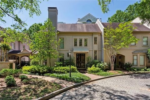 Townhouse in Atlanta GA 2525 Peachtree Road.jpg