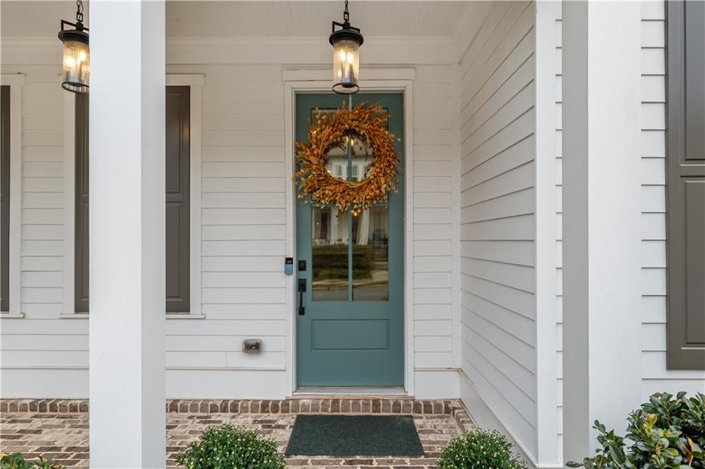 707 Hickory Hollow Walk